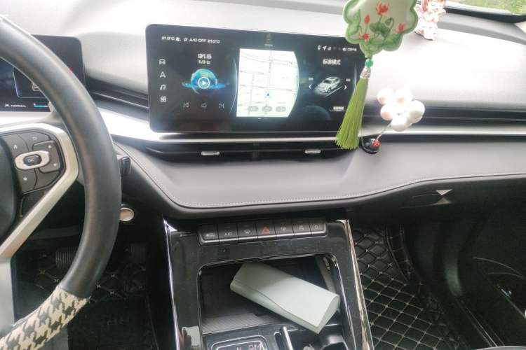 Used Haval H6 2021 3rd Generation 1.5T Automatic Two-Wheel Drive Max Audio And AC Panel