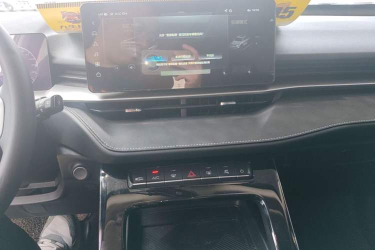 Used Haval H6 2021 3rd Generation 1.5T Automatic Two-Wheel Drive Pro Audio And AC Panel