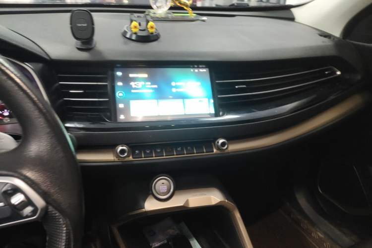 Used Haval H6 2021 1.5T Automatic Champion Edition Audio And AC Panel