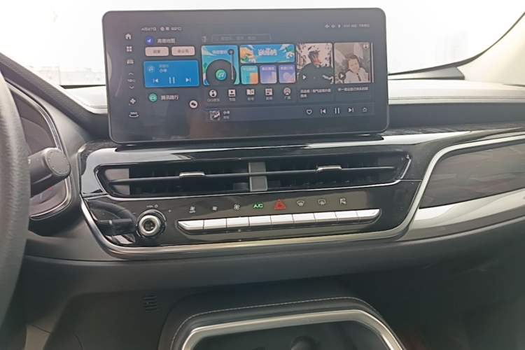 Used Haval H6 2021 China Trend Edition 1.5 GDIT Automatic Champion Version Audio And AC Panel