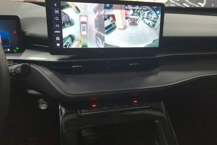 Used Haval H6 2021 3rd Generation 2.0T Automatic Two-Wheel Drive Max Audio And AC Panel