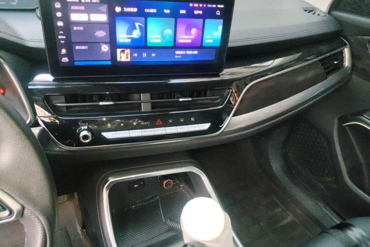 Used Haval H6 2021 China Trend Edition 1.5 GDIT Automatic Champion Version Audio And AC Panel