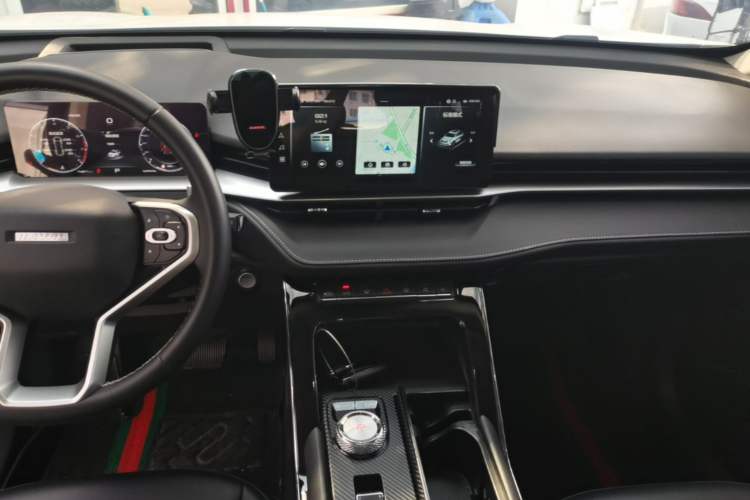Used Haval H6 2021 3rd Generation 2.0T Automatic Two-Wheel Drive Max Audio And AC Panel
