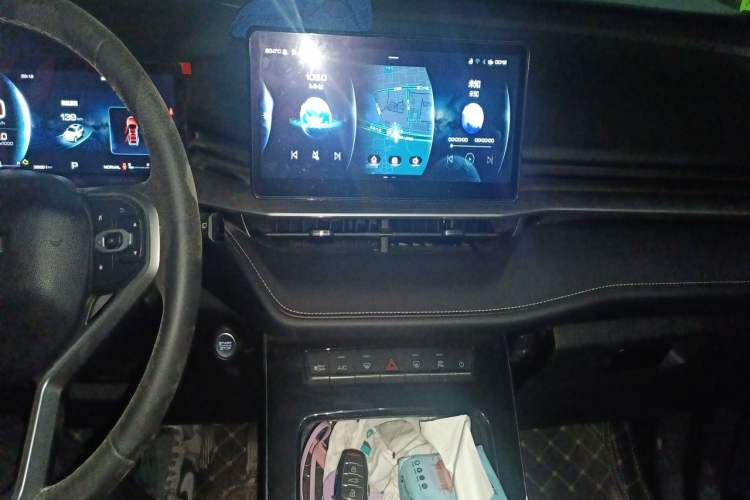 Used Haval H6 2021 3rd Generation 1.5T Automatic Two-Wheel Drive Pro Audio And AC Panel
