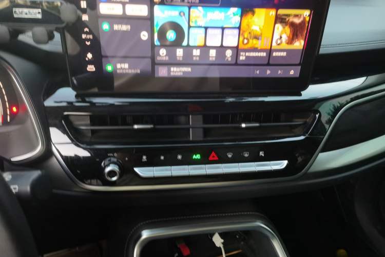 Used Haval H6 2021 National Trend Edition 1.5T Automatic Champion Version Audio And AC Panel