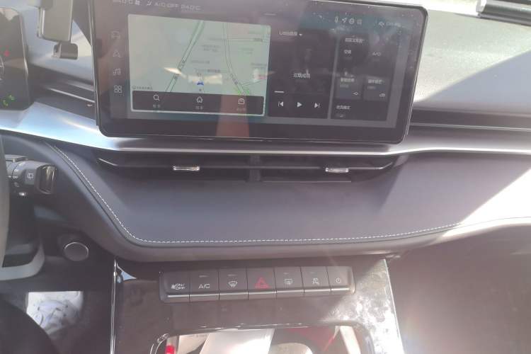 Used Haval H6 2021 3rd Generation 1.5T Automatic Two-Wheel Drive Max Audio And AC Panel