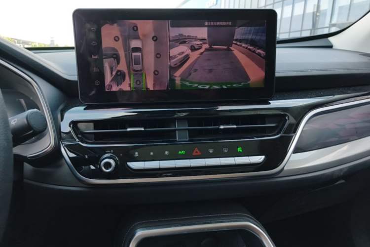 Used Haval H6 2021 National Trend Edition 1.5T Automatic Champion Version Audio And AC Panel