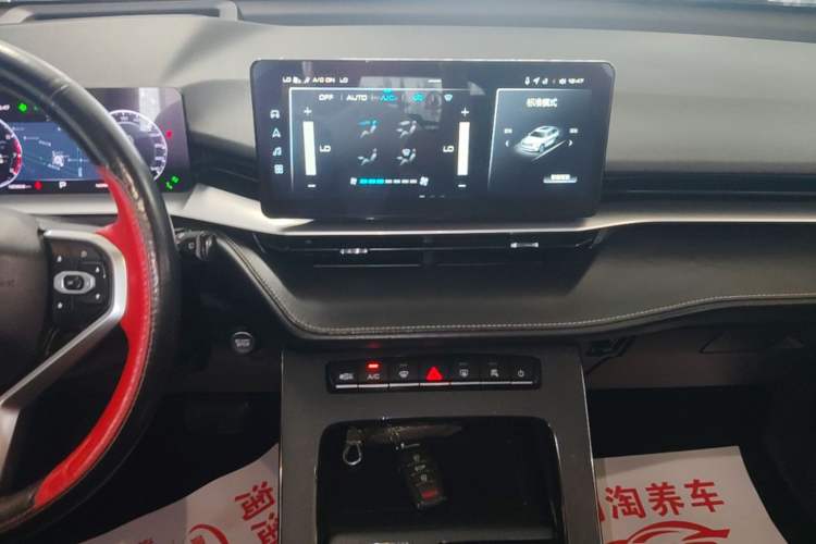 Used Haval H6 2021 3rd Generation 2.0T Automatic Two-Wheel Drive Max Audio And AC Panel