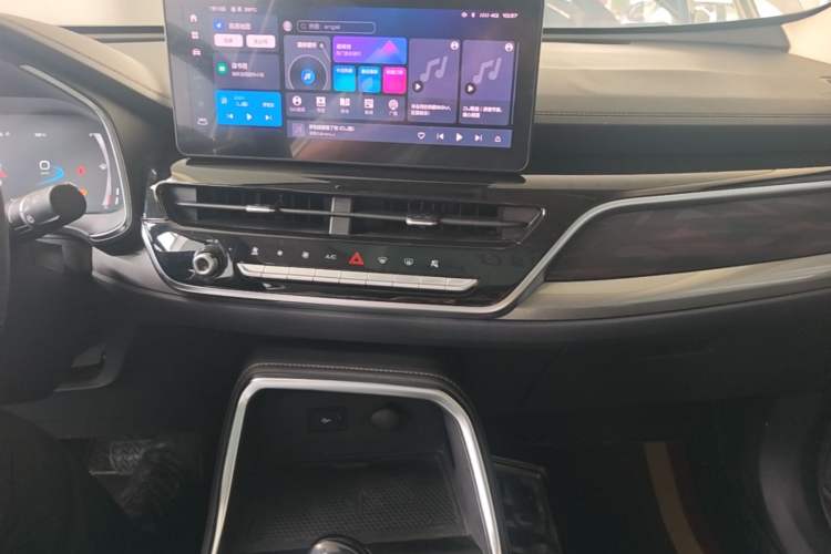 Used Haval H6 2021 China Trend Edition 1.5 GDIT Automatic Champion Version Audio And AC Panel