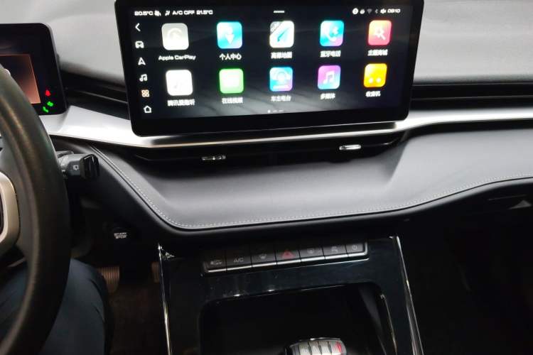Used Haval H6 2021 3rd Generation 1.5T Automatic Two-Wheel-Drive Supreme Audio And AC Panel