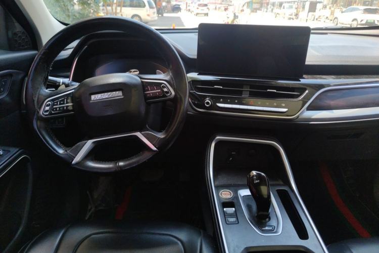 Used Haval H6 2021 National Trend Edition 1.5 GDIT Automatic Luxury Version Center Console