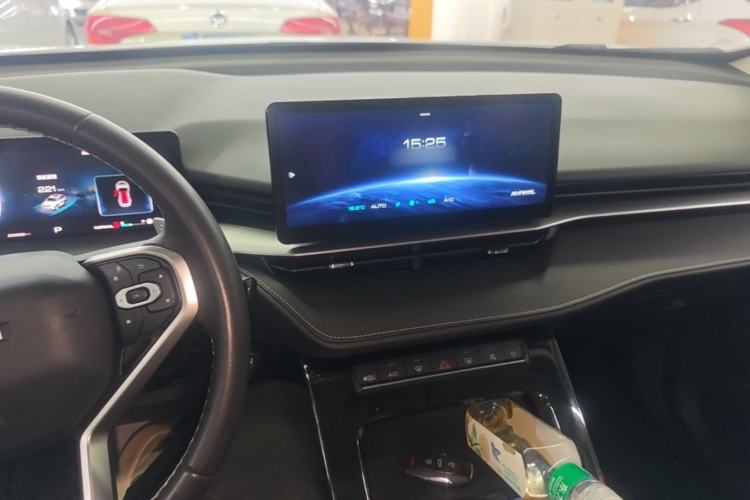 Used Haval H6 2021 3rd Generation 1.5T Automatic Two-Wheel Drive Pro Center Console