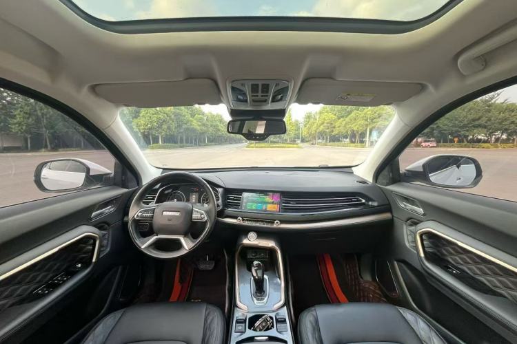 Used Haval H6 2021 1.5 GDIT Automatic Champion Edition Center Console