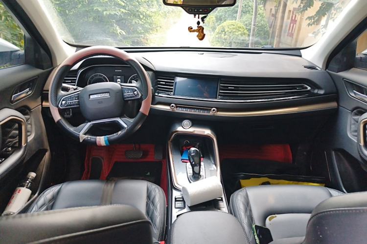 Used Haval H6 2021 1.5 GDIT Automatic Champion Edition Center Console