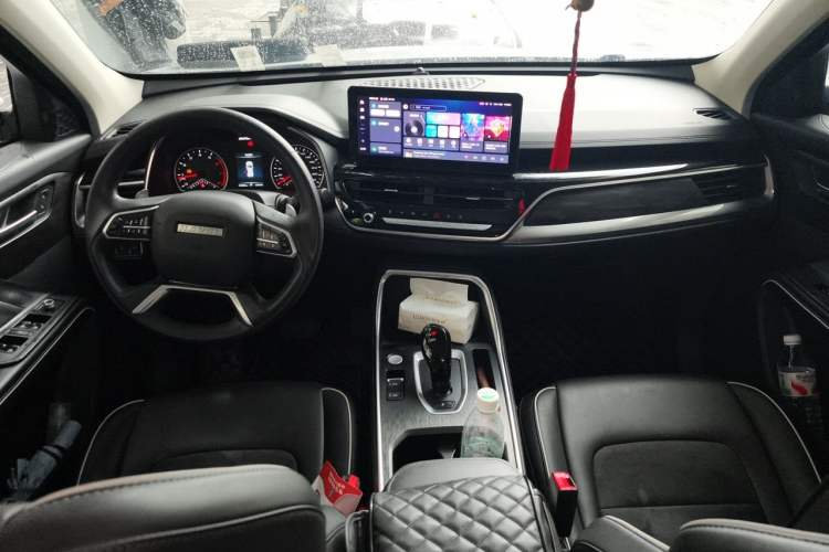 Used Haval H6 2021 National Trend Edition 1.5T Automatic Urban Version Center Console