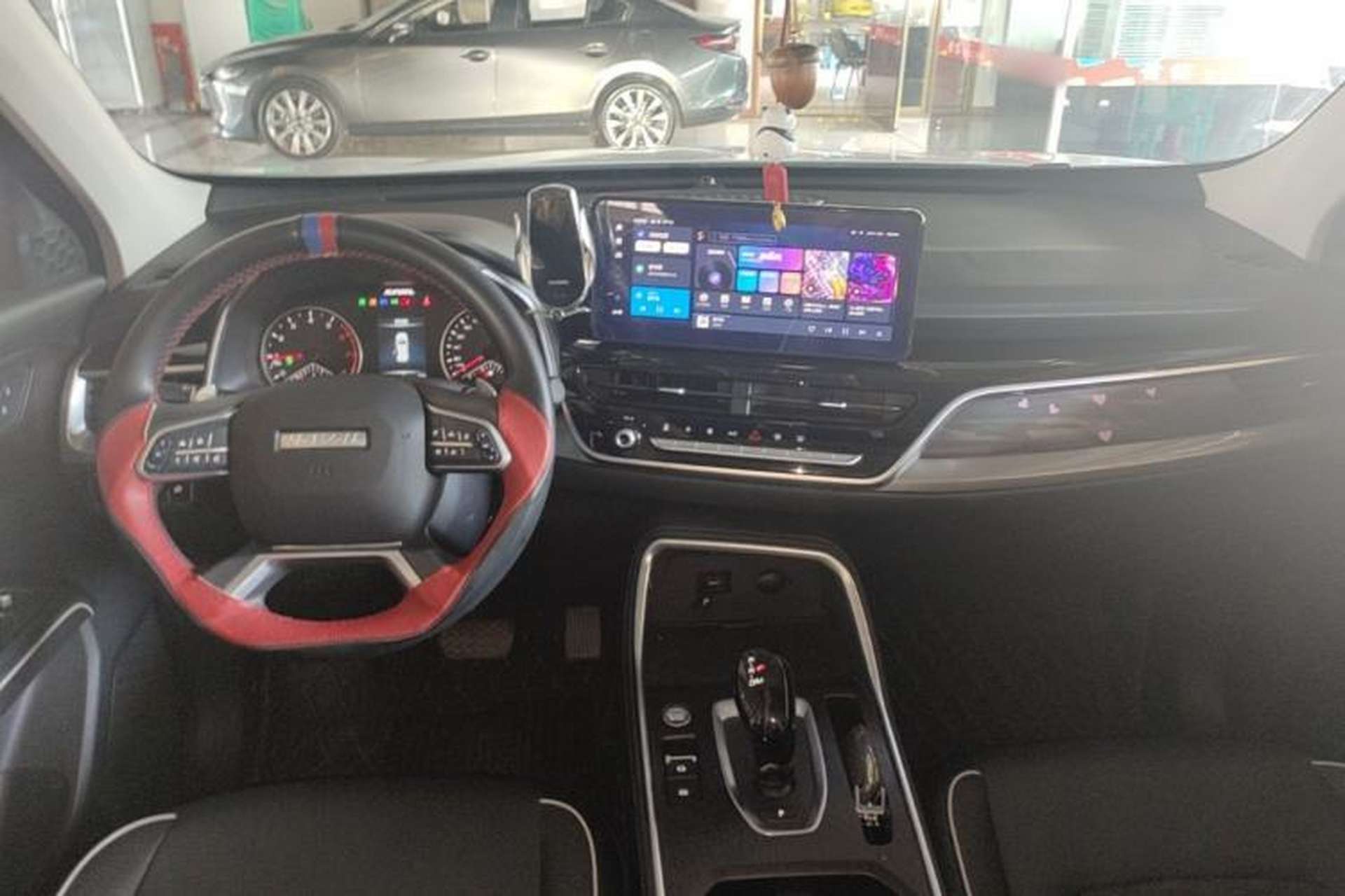 Used Haval H6 2021 National Trend Edition 1.5T Automatic Urban Version Center Console