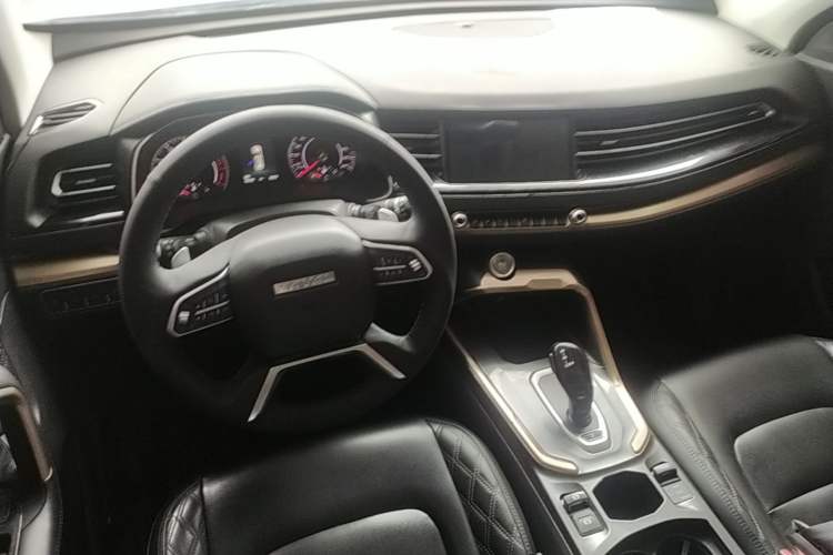 Used Haval H6 2021 1.5T Automatic Urban Edition Center Console