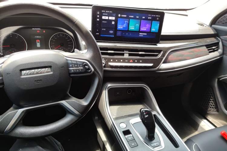 Used Haval H6 2021 National Trend Edition 1.5T Automatic Urban Version Center Console