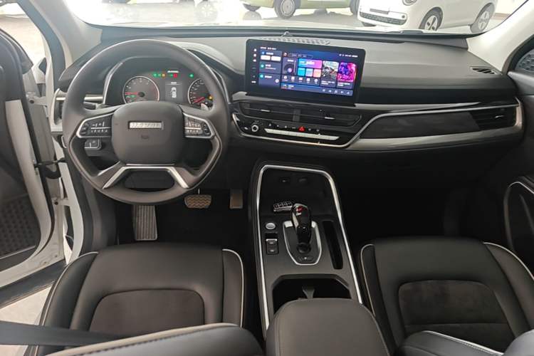Used Haval H6 2021 National Trend Edition 1.5T Automatic Urban Version Center Console