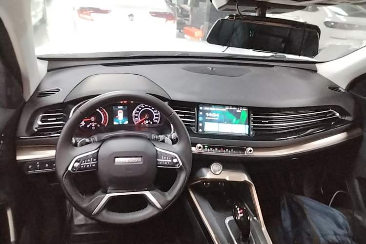 Used Haval H6 2021 1.5 GDIT Automatic Champion Edition Center Console