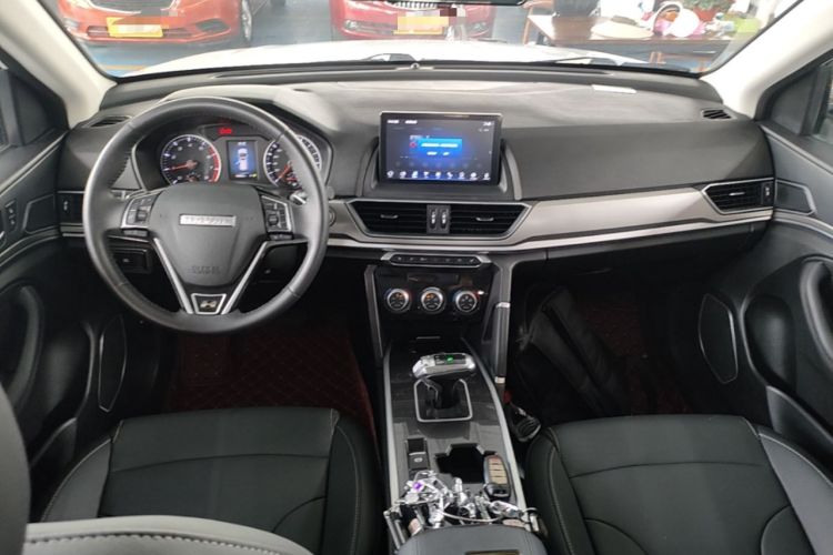 Used Haval H6 2021 Sport Edition 1.5T Automatic Elite Smart Connectivity Model U-Shape Grille Center Console
