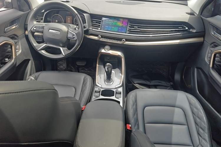 Used Haval H6 2021 1.5T Automatic Champion Edition Center Console