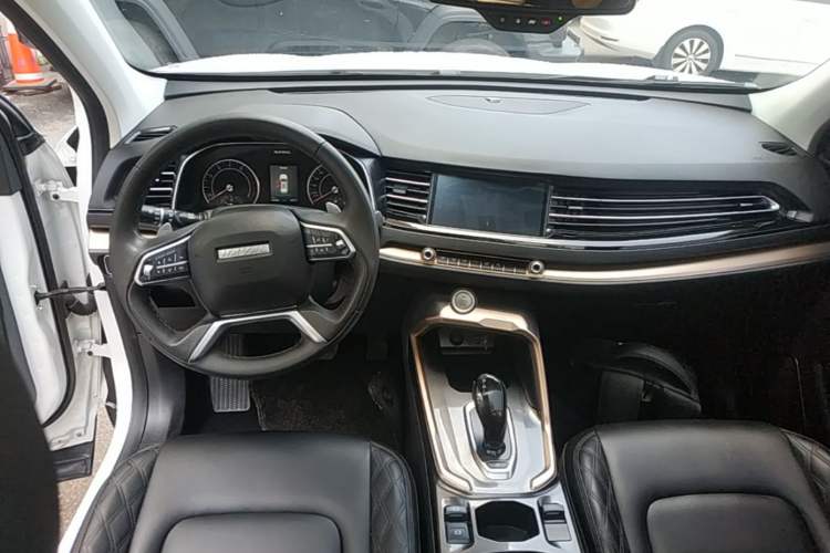 Used Haval H6 2021 1.5T Automatic Champion Edition Center Console