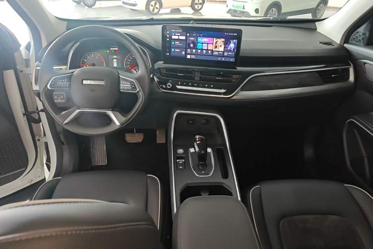 Used Haval H6 2021 National Trend Edition 1.5T Automatic Urban Version Center Console
