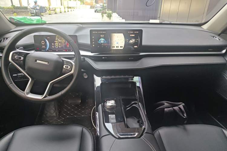 Used Haval H6 2021 3rd Generation 1.5T Automatic Two-Wheel Drive Max Center Console