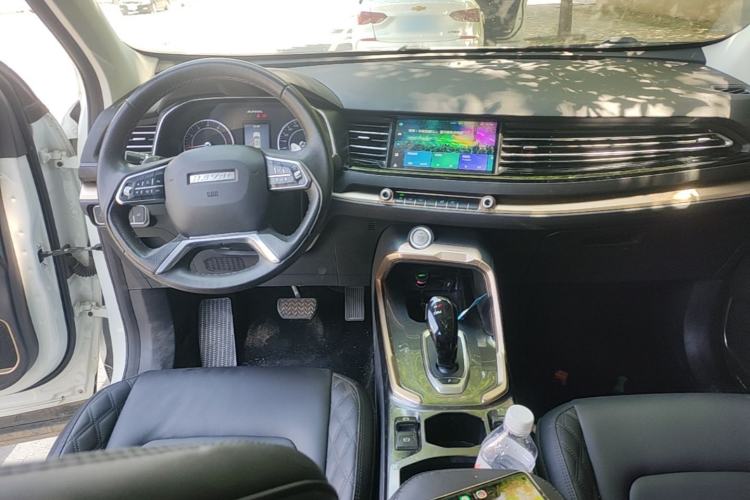 Used Haval H6 2021 1.5 GDIT Automatic Champion Edition Center Console