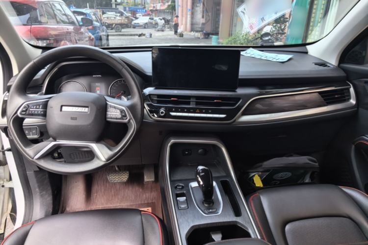 Used Haval H6 2021 National Trend Edition 1.5T Automatic Urban Version Center Console