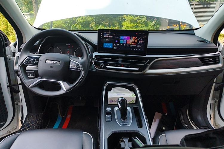 Used Haval H6 2021 National Trend Edition 1.5T Automatic Urban Version Center Console
