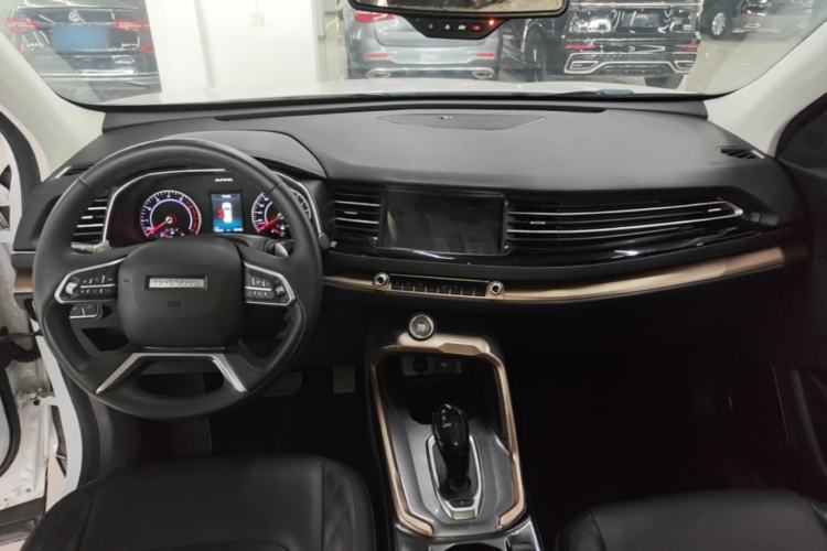 Used Haval H6 2021 1.5 GDIT Automatic Champion Edition Center Console