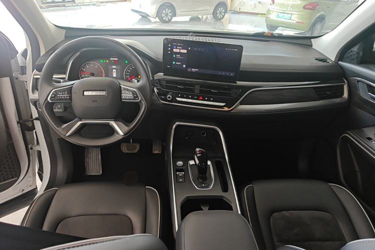 Used Haval H6 2021 National Trend Edition 1.5T Automatic Urban Version Center Console