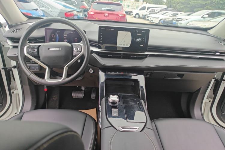 Used Haval H6 2021 3rd Generation 1.5T Automatic Two-Wheel Drive Max Center Console