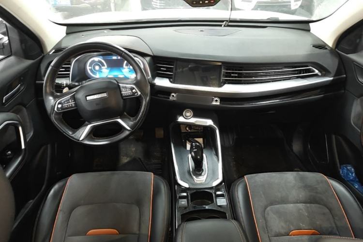 Used Haval H6 2021 2.0 GDIT Automatic GT Luxury Edition Center Console