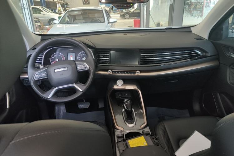 Used Haval H6 2021 1.5T Automatic Champion Edition Center Console