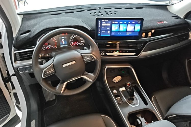 Used Haval H6 2021 National Trend Edition 1.5T Automatic Urban Version Center Console