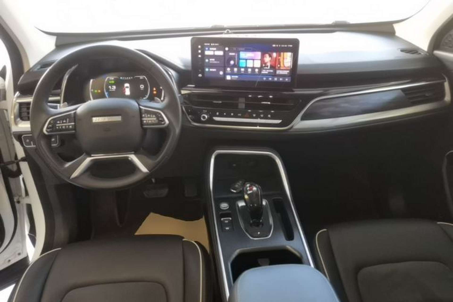 Used Haval H6 2021 National Trend Edition 1.5T Automatic Champion Version Center Console