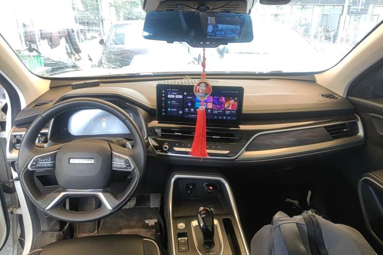 Used Haval H6 2021 1.5 GDIT Automatic Champion Edition Center Console