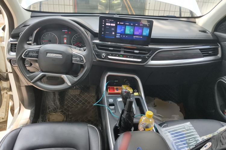 Used Haval H6 2021 National Trend Edition 1.5T Automatic Urban Version Center Console