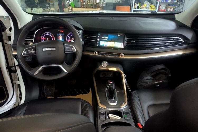 Used Haval H6 2021 1.5T Automatic Champion Edition Center Console