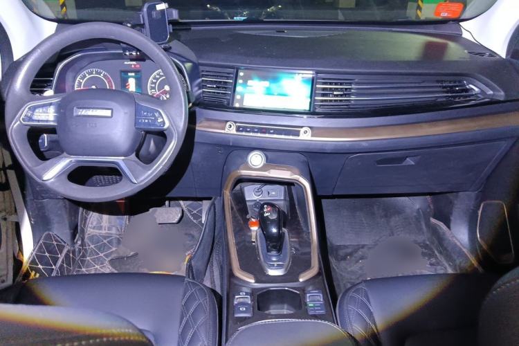 Used Haval H6 2021 1.5T Automatic Urban Edition Center Console
