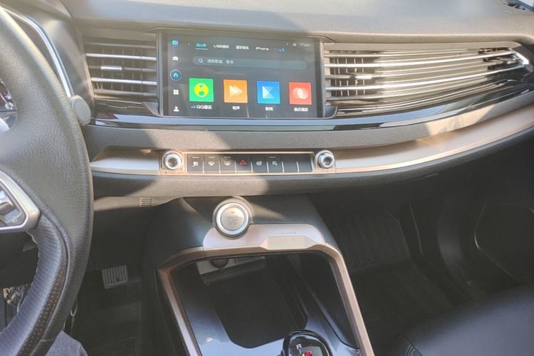Used Haval H6 2021 1.5 GDIT Automatic Champion Edition Center Console