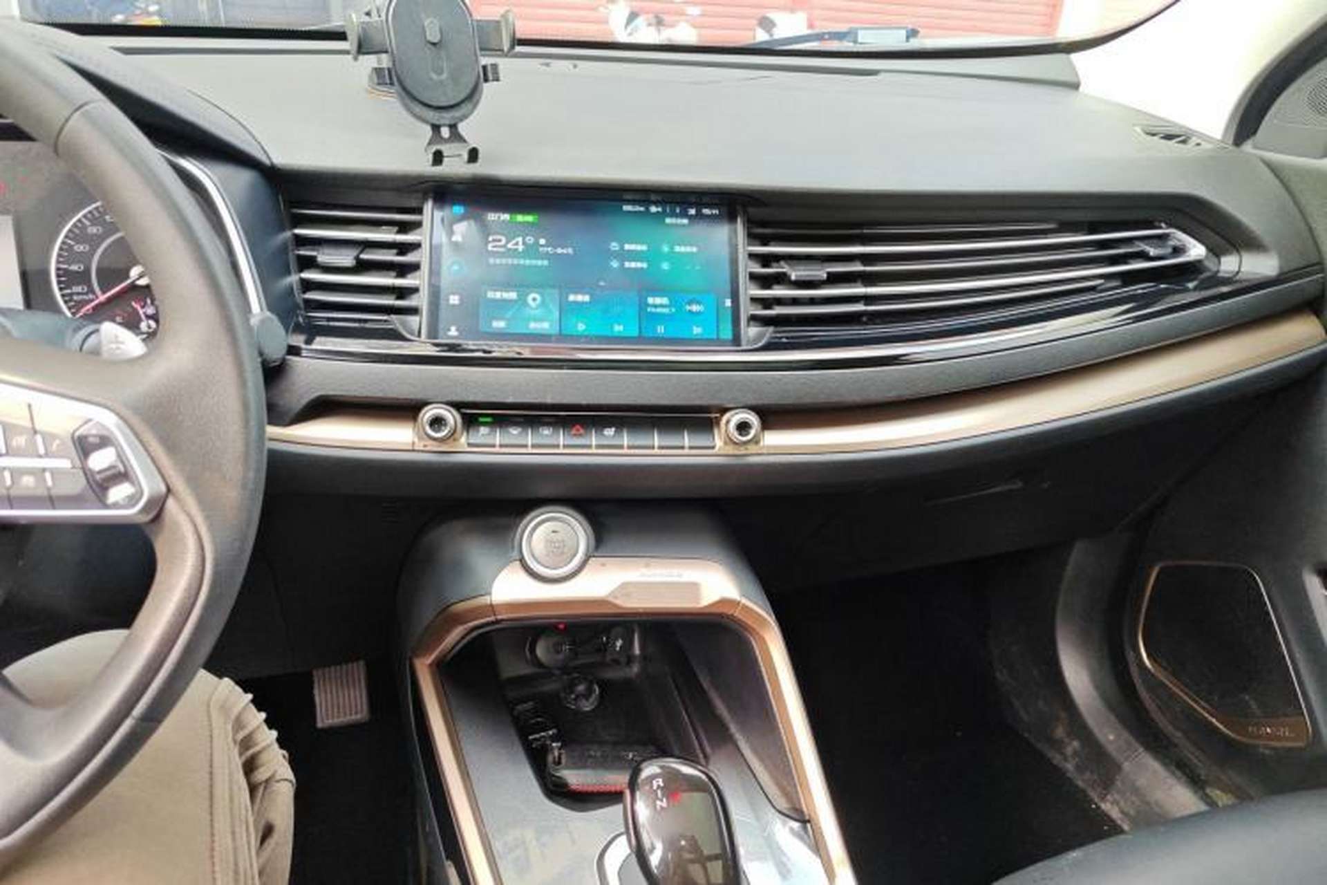 Used Haval H6 2021 1.5T Automatic Urban Edition Center Console