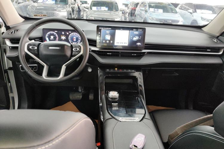 Used Haval H6 2021 3rd Generation 1.5T Automatic Two-Wheel Drive Max Center Console