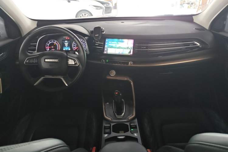 Used Haval H6 2021 1.5 GDIT Automatic Champion Edition Center Console