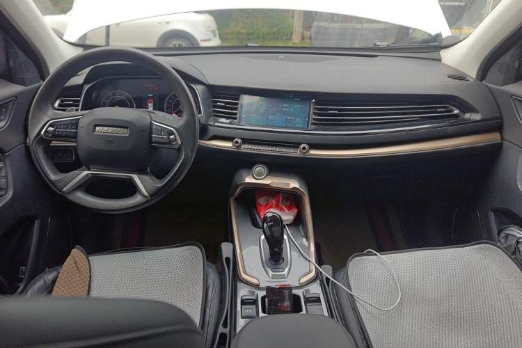 Used Haval H6 2021 1.5T Automatic Urban Edition Center Console