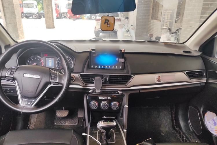 Used Haval H6 2021 Sport Edition 1.5T Automatic Elite Smart Connectivity Model U-Shape Grille Center Console