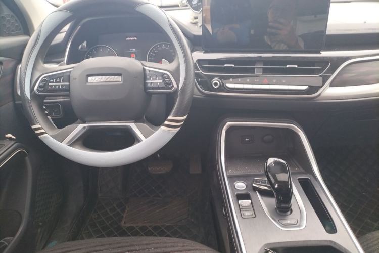 Used Haval H6 2021 National Trend Edition 1.5T Automatic Urban Version Center Console